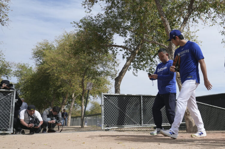 Baseball welcomes another season, with most pitchers and catchers reporting Wednesday